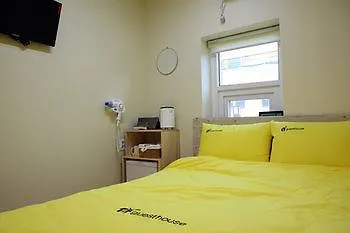 24 Guesthouse Edae Seoul 2*,