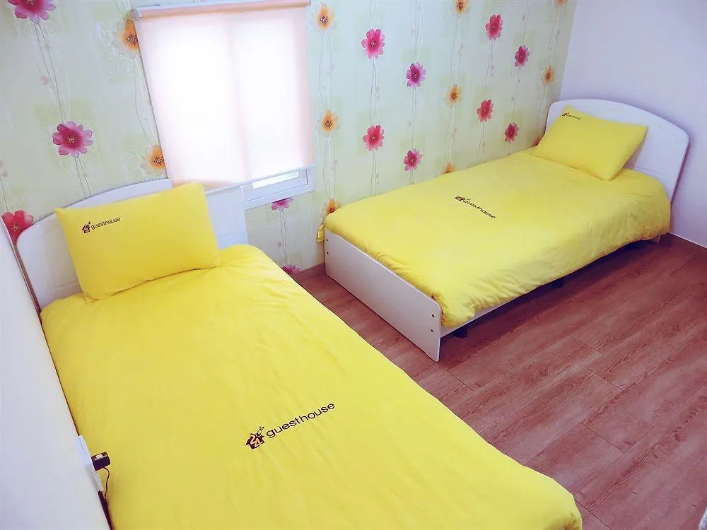 24 Guesthouse Edae Seoul