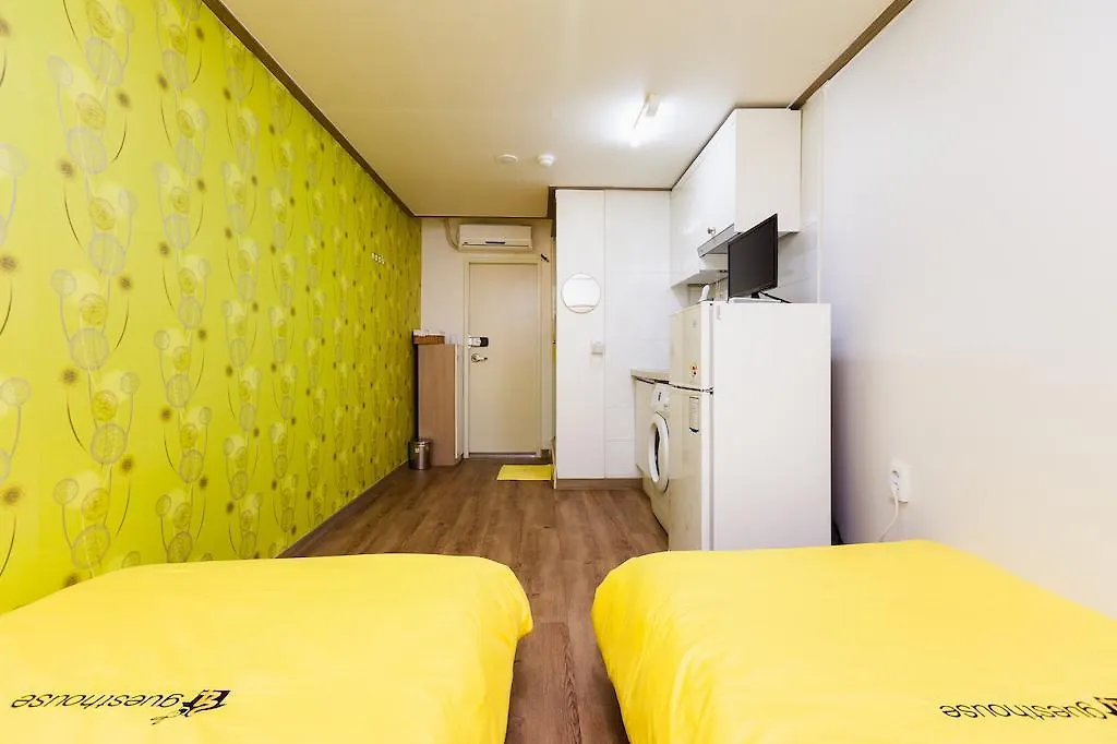 24 Guesthouse Edae ソウル特別市 2*,  韓国