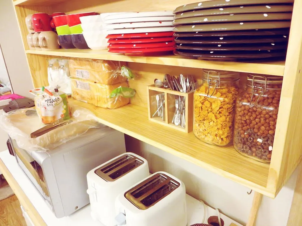 24 Guesthouse Edae Seoul Guest house