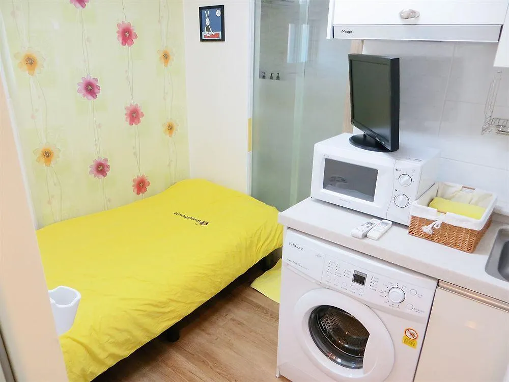24 Guesthouse Edae Seoul